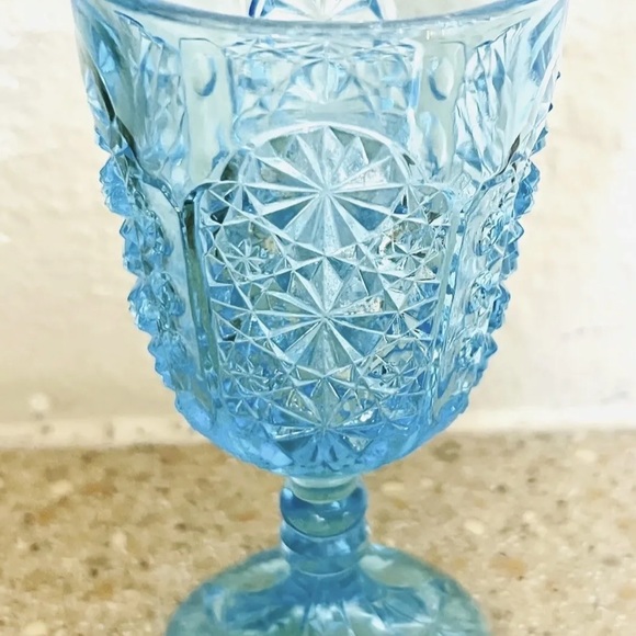 Vintage LG Wright Ice Blue Daisy & Button w/ Thumbprint Goblet - Picture 4 of 6
